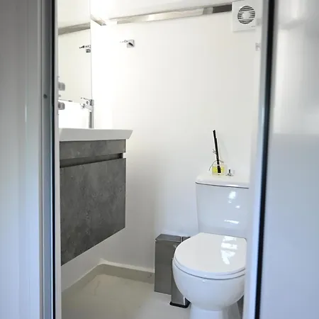 Central Two-Floor Maisonette With Private Entrance Patras Exterior foto