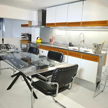 Central Two-Floor Maisonette With Private Entrance Patras Exterior foto