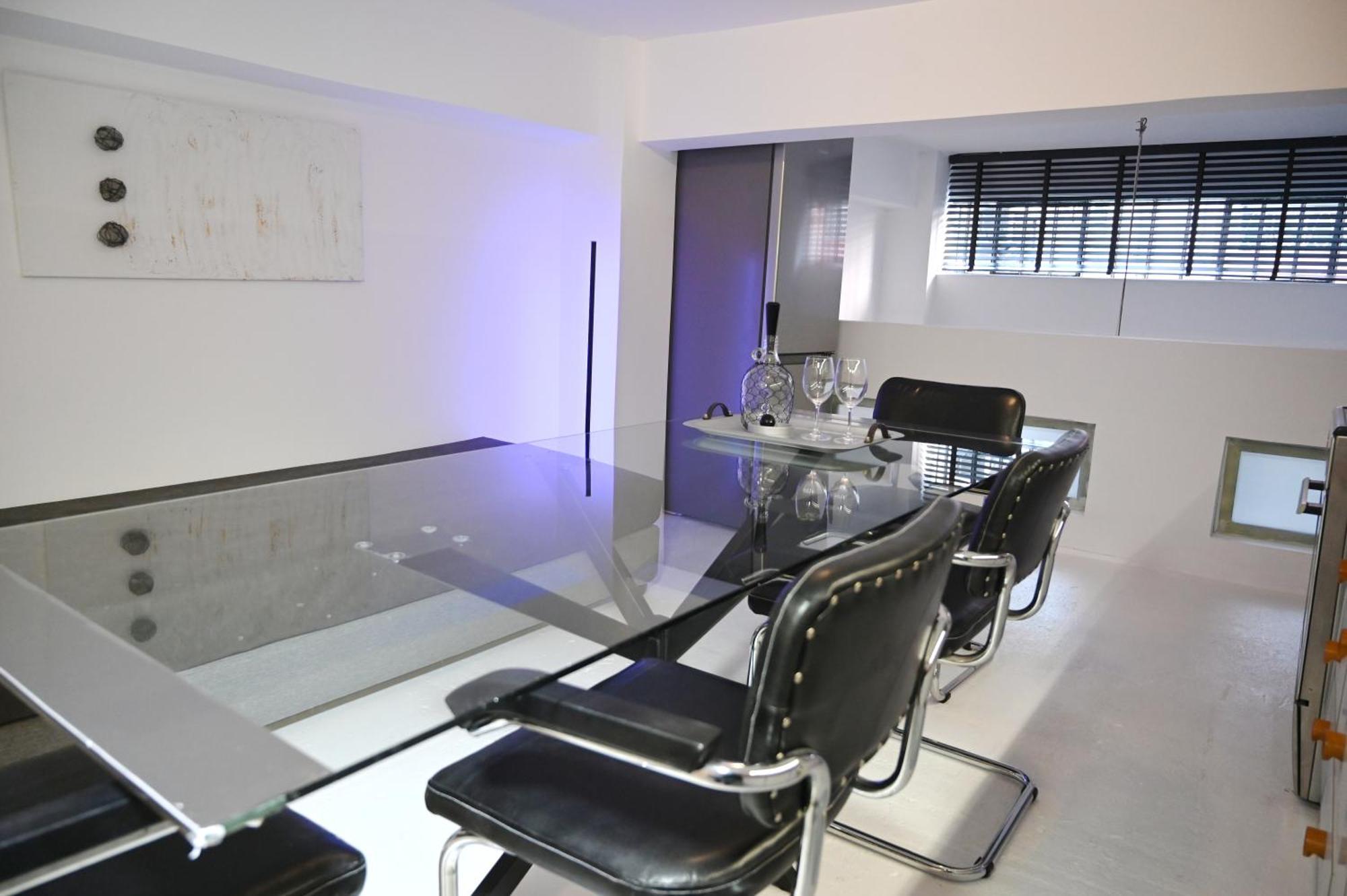Apartment Two-floor Maisonette With Private Entrance *